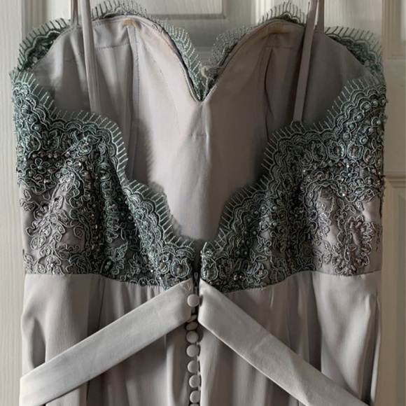 Stunning Portia and Scarlett Evening Dress - Picture 6 of 8